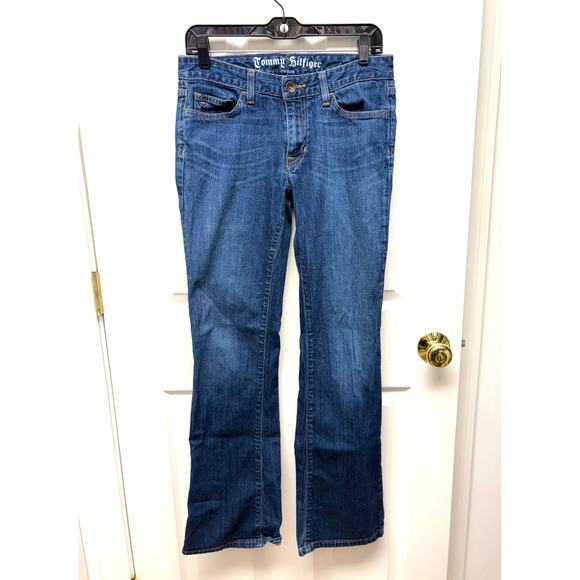 Tommy Hilfiger Jeans, Low Rise Fitted Boot Cut, Medium Wash, Women's Size 6 or 8 - Picture 1 of 4
